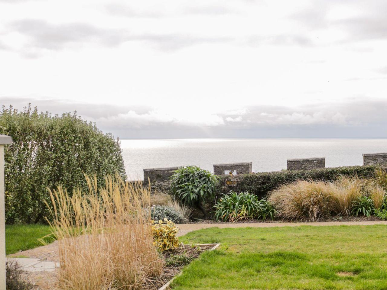 Gara Rock - Garden Apartment 7, Salcombe Exterior photo