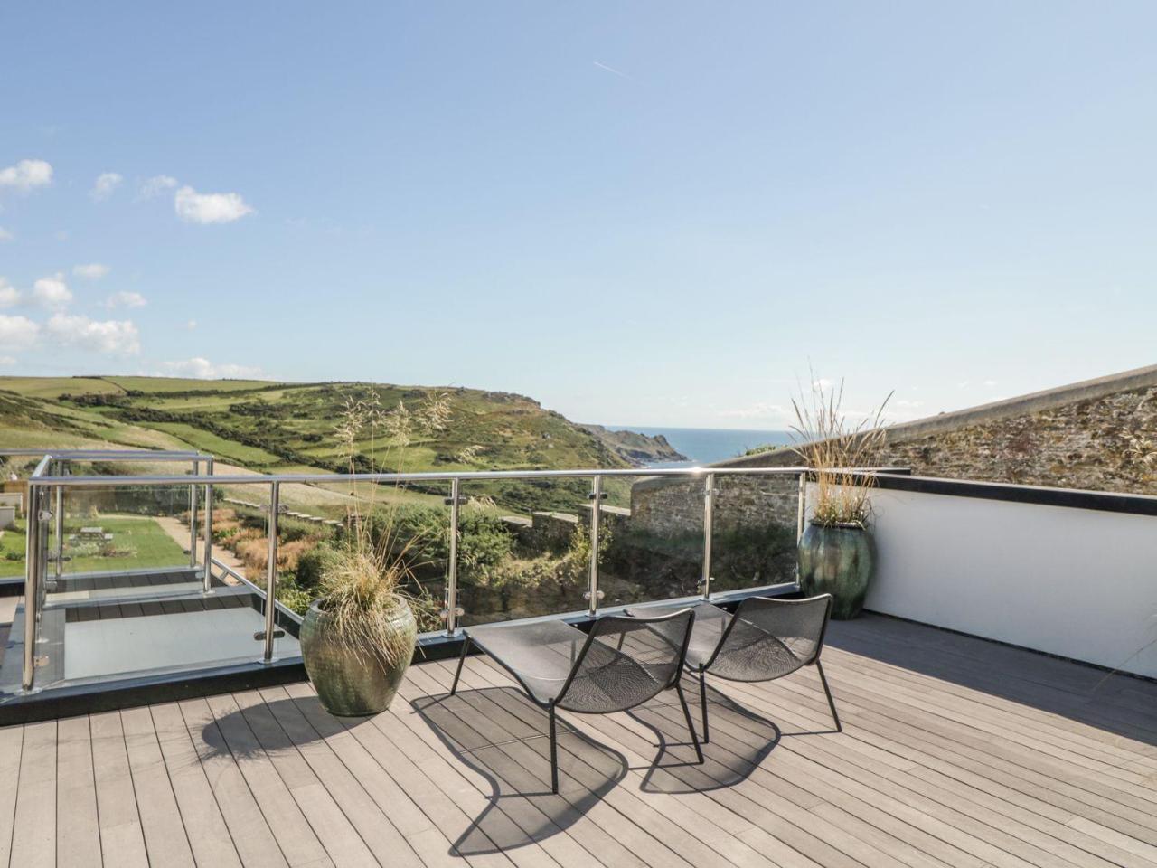 Gara Rock - Garden Apartment 7, Salcombe Exterior photo